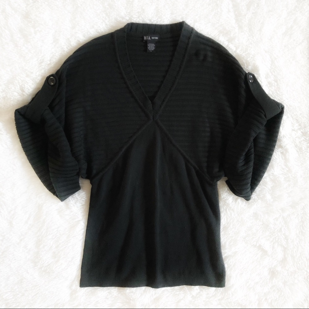 D.F.A NEW YORK BLACK CHUNKY DOLAM SLEEVE SWEATER
